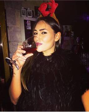 Public Photo of DIAVOLETTA94