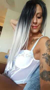 Public Photo of lola_bunny