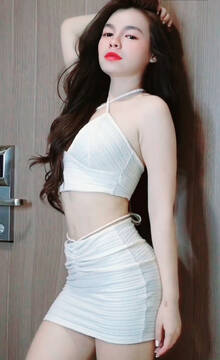 Public Photo of HORNY_TRANS_CUM