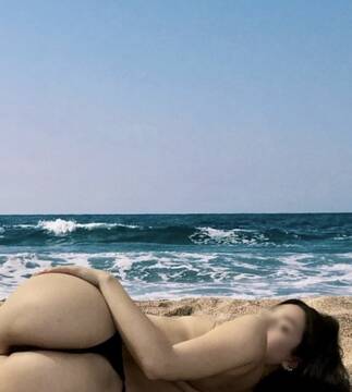 Public Photo of gaby__