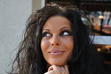 Public Photo of angelinajolei